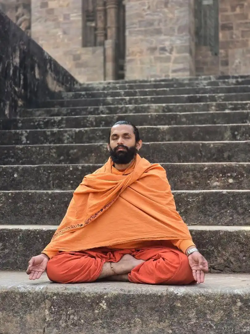 Omkar Manolkar